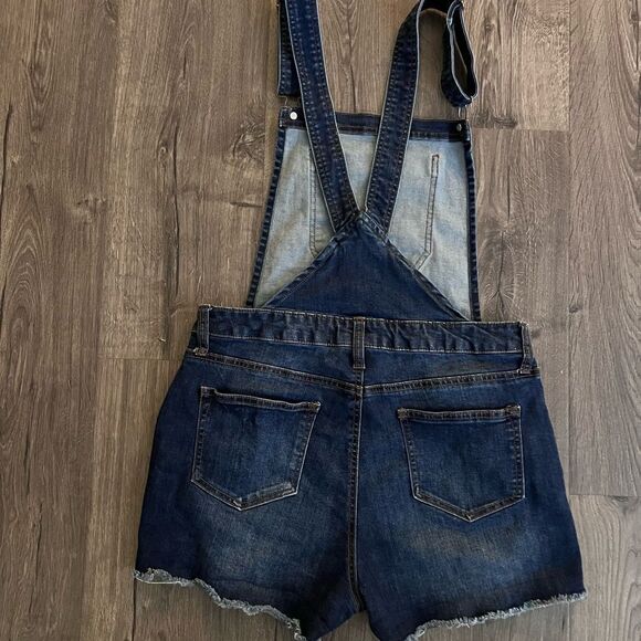 No Boundaries Juniors' Fashion Shortalls Sz: L ( 11-13 ) - Picture 2 of 5